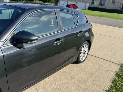 2011 Lexus CT 200h Premium