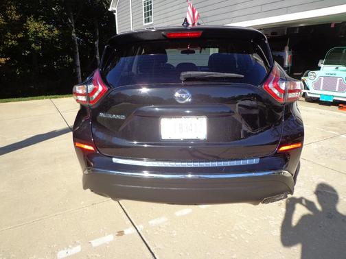 Black 2018 Nissan Murano S