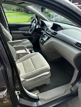 Gray 2015 Honda Odyssey EX-L
