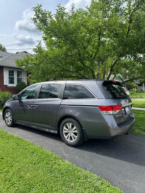 Gray 2015 Honda Odyssey EX-L