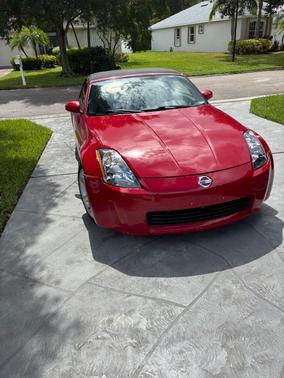 Red 2004 Nissan 350Z Touring