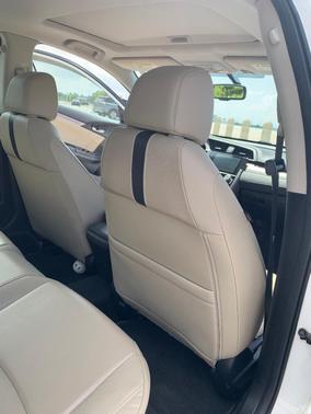 White 2017 Honda Civic EX-L