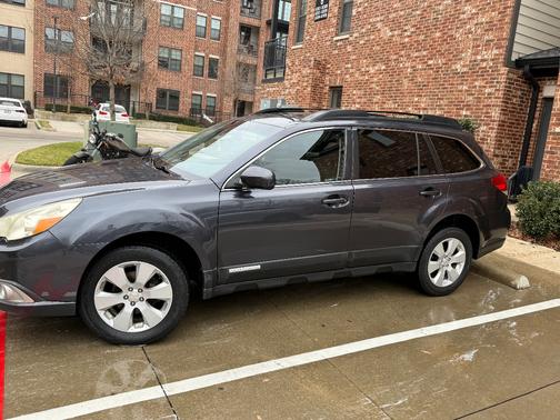 2012 Subaru Outback 2.5i Premium