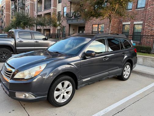 2012 Subaru Outback 2.5i Premium