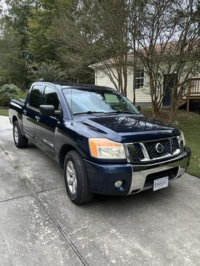 2010 Nissan Titan SE