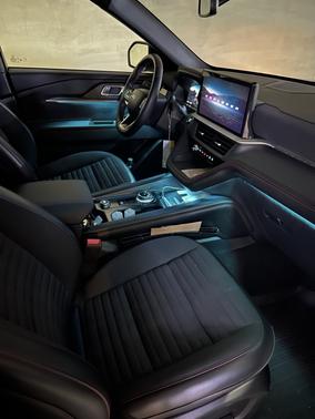 2025 Ford Explorer ST-Line RWD