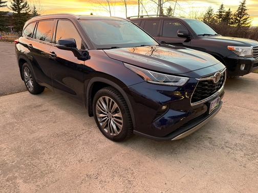 2020 Toyota Highlander Platinum