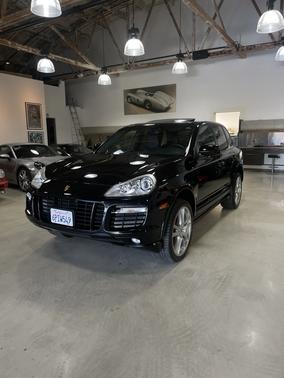 2010 Porsche Cayenne Cayenne GTS