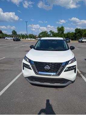 White 2023 Nissan Rogue S