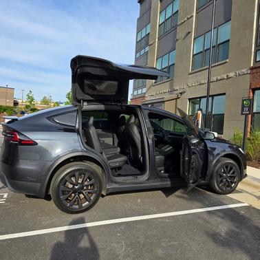 Gray 2024 Tesla Model X Long Range
