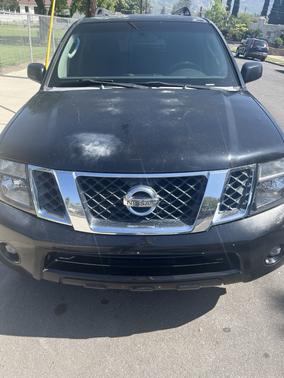 Black 2008 Nissan Pathfinder S