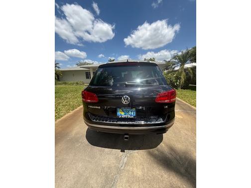 2017 Volkswagen Touareg V6 Sport w/Technology
