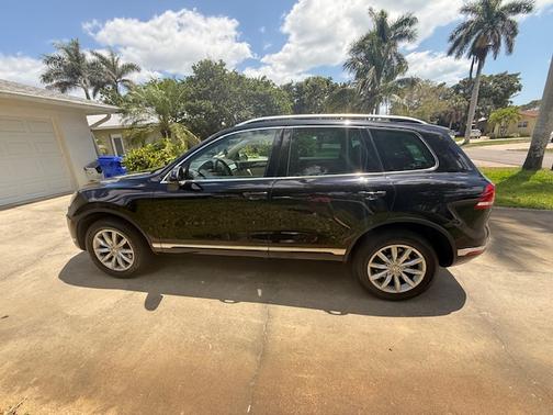 2017 Volkswagen Touareg V6 Sport w/Technology