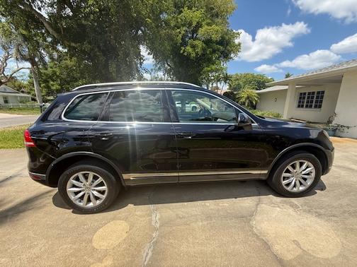 2017 Volkswagen Touareg V6 Sport w/Technology