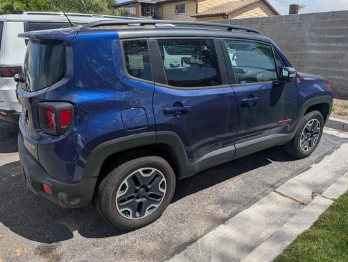 Blue 2016 Jeep Renegade Trailhawk