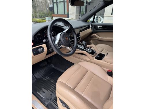 2022 Porsche Cayenne AWD