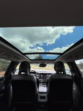 2018 Volvo V90 Cross Country T6
