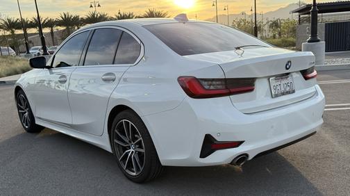 2020 BMW 330 i