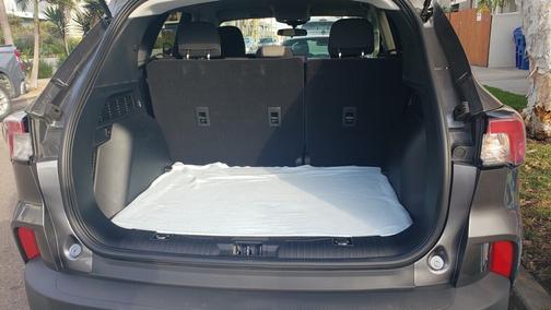Gray 2022 Ford Escape SE