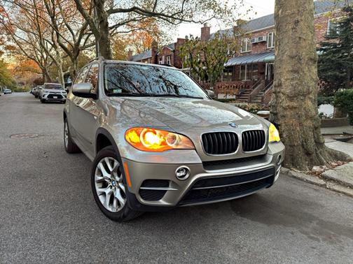 2012 BMW X5 xDrive 35i Sport Activity