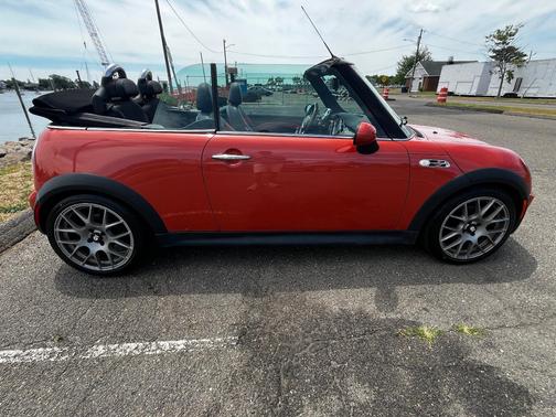 Orange 2006 MINI Cooper S Base