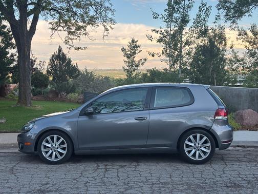 Gray 2010 Volkswagen Golf TDI