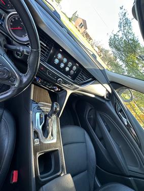 2018 Buick Regal Sportback Essence