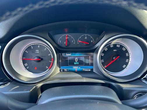 2018 Buick Regal Sportback Essence