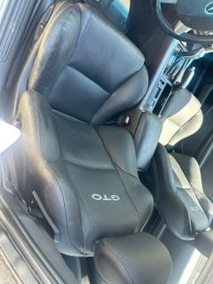 Gray 2006 Pontiac GTO Base