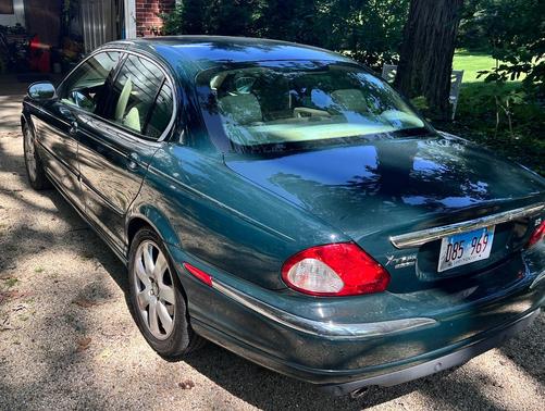 Green 2004 Jaguar X-Type 3