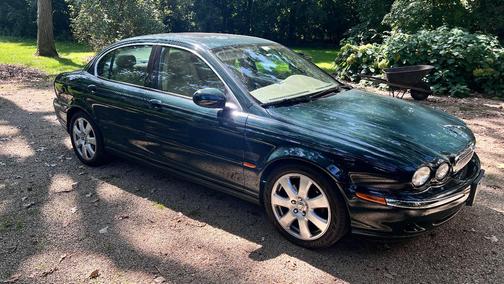 Green 2004 Jaguar X-Type 3