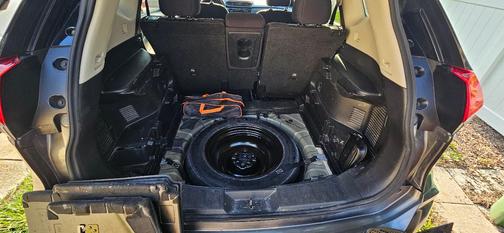 Gray 2018 Nissan Rogue SV
