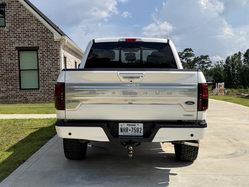 White 2018 Ford F-150 Platinum