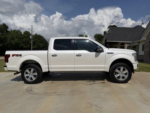 White 2018 Ford F-150 Platinum
