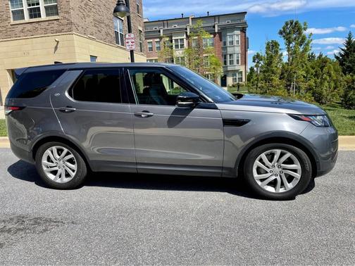 2018 Land Rover Discovery SE