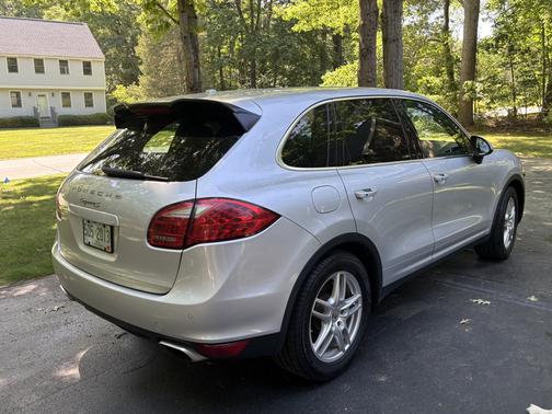 Silver 2013 Porsche Cayenne Cayenne S