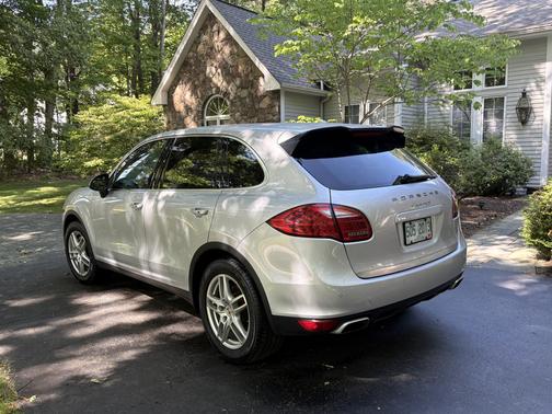 Silver 2013 Porsche Cayenne Cayenne S