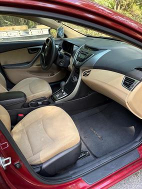 Red 2013 Hyundai ELANTRA GLS