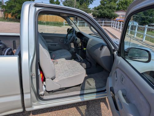 2004 Toyota Tacoma Base