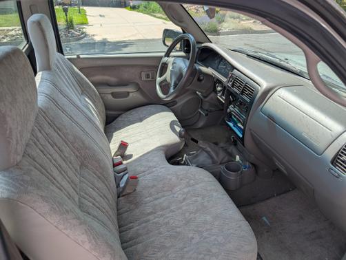 2004 Toyota Tacoma Base