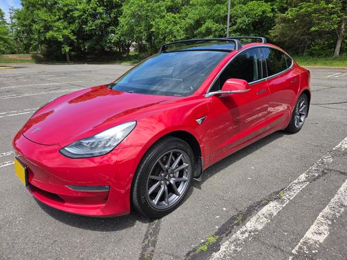 Red 2018 Tesla Model 3 Long Range