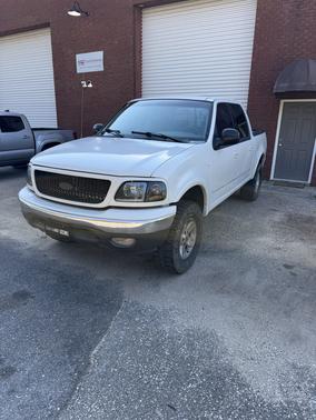 2002 Ford F-150 XLT SuperCrew