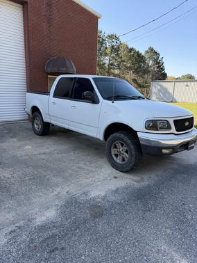 2002 Ford F-150 XLT SuperCrew
