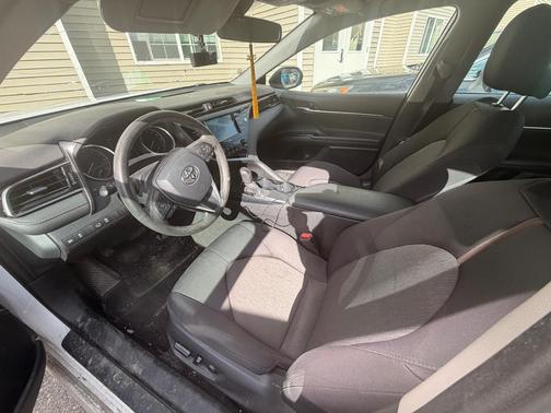 White 2020 Toyota Camry LE