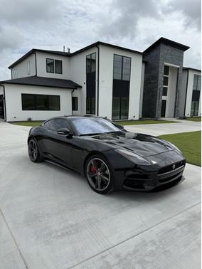 2018 Jaguar F-TYPE R