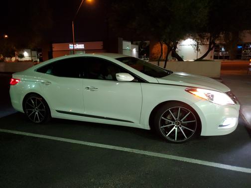 2014 Hyundai Azera Base