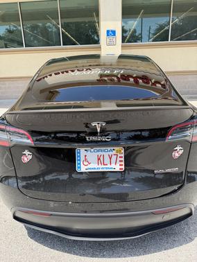 Black 2023 Tesla Model Y Performance