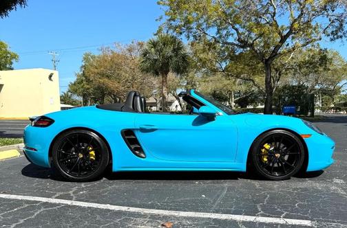 Blue 2018 Porsche 718 Boxster 718 Boxster