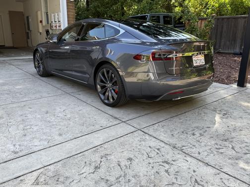 2015 Tesla Model S P90D