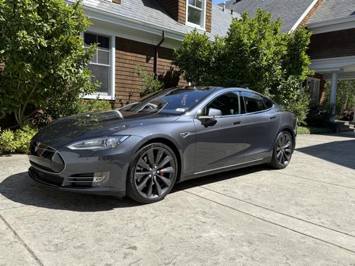 2015 Tesla Model S P90D